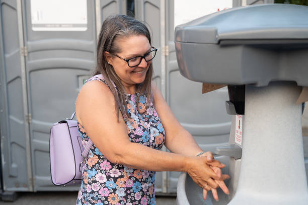 Best Porta potty rental near me  in Livingston, CA